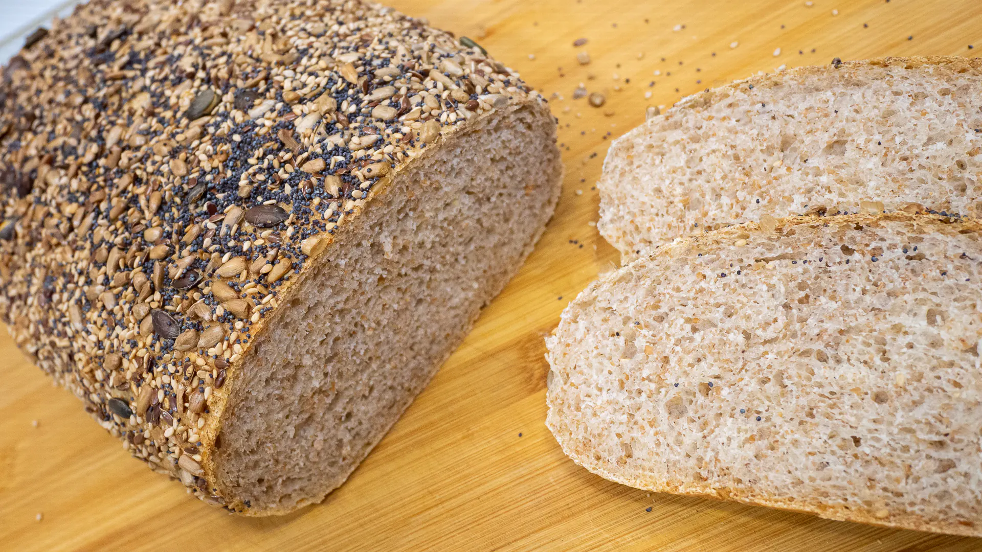 Pan semi integral con semillas